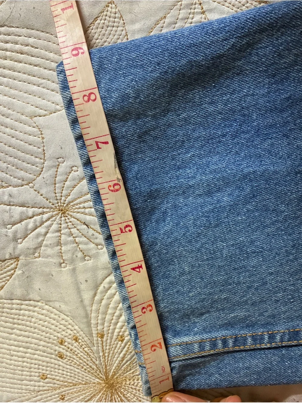 Relaxed Light Blue Men's Jeans with Embroidered Pocket Detail